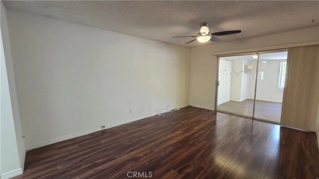 19340 Oak Crossing, Newhall, CA 91321