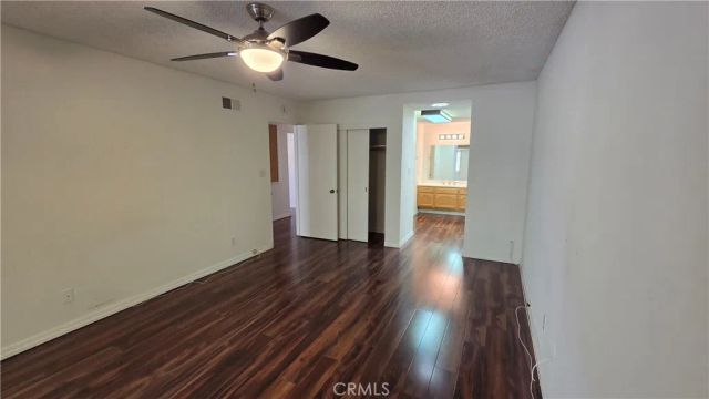 19340 Oak Crossing, Newhall, CA 91321