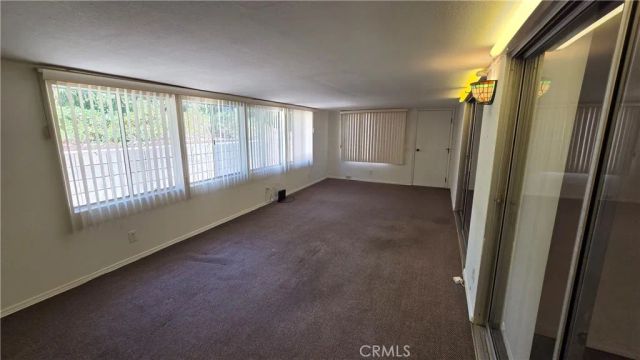 19340 Oak Crossing, Newhall, CA 91321
