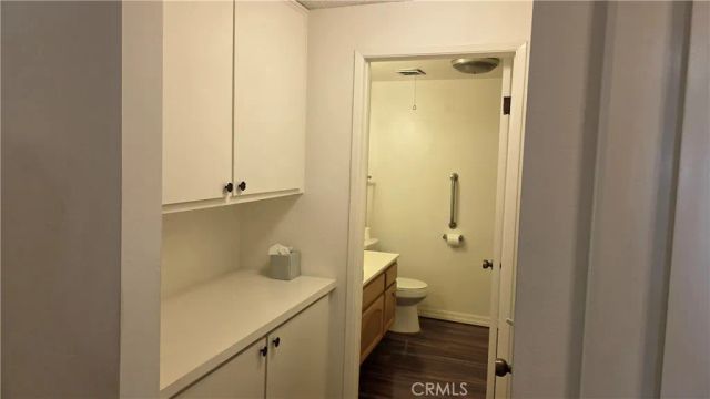 19340 Oak Crossing, Newhall, CA 91321