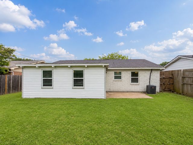 1231 Rutherford Drive, Mesquite, TX 75149