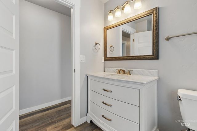 4822 Charme St, Caldwell, ID 83607