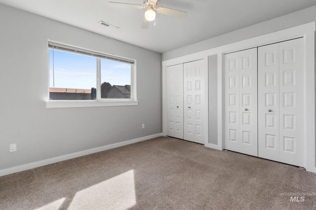 4822 Charme St, Caldwell, ID 83607