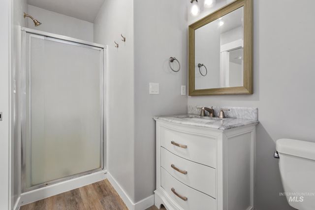 4822 Charme St, Caldwell, ID 83607