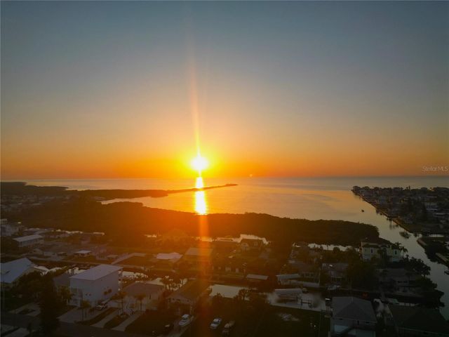 6814 GULL LANE, Hudson, FL 34667