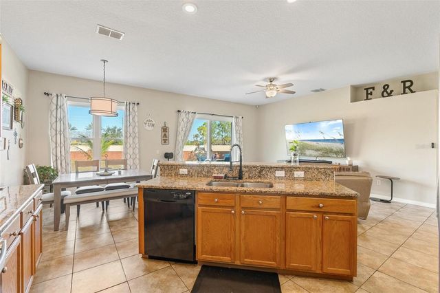 717 STRIHAL LOOP, Oakland, FL 34787