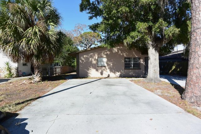 5845 ELM STREET, New Port Richey, FL 34652