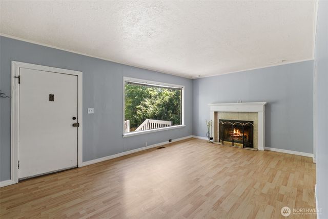 9059 Carkeek Drive S, Seattle, WA 98118