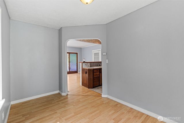 9059 Carkeek Drive S, Seattle, WA 98118