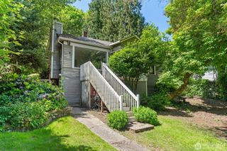 9059 Carkeek Drive S, Seattle, WA 98118