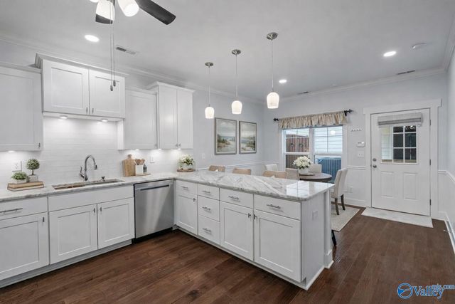 493 Wade Road SE, Owens Cross Roads, AL 35763