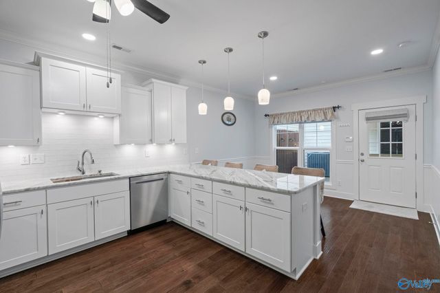 493 Wade Road SE, Owens Cross Roads, AL 35763