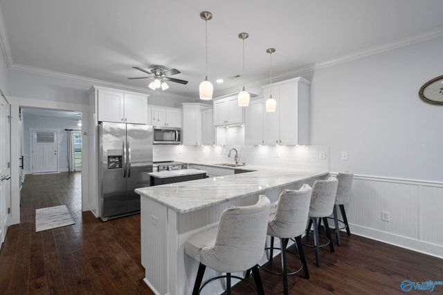 493 Wade Road SE, Owens Cross Roads, AL 35763