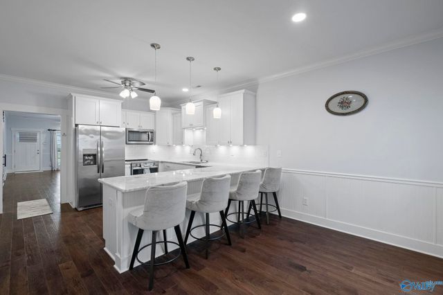 493 Wade Road SE, Owens Cross Roads, AL 35763