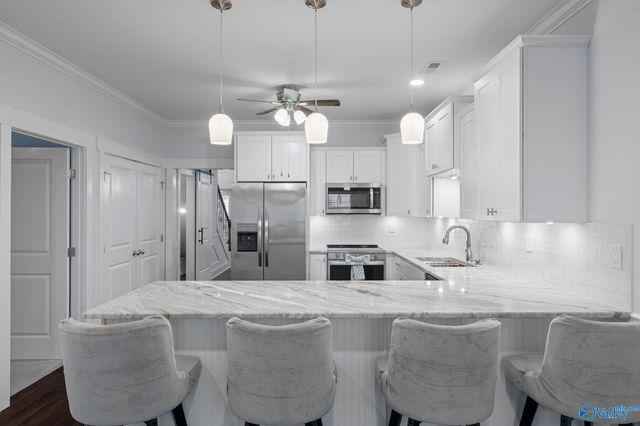 493 Wade Road SE, Owens Cross Roads, AL 35763