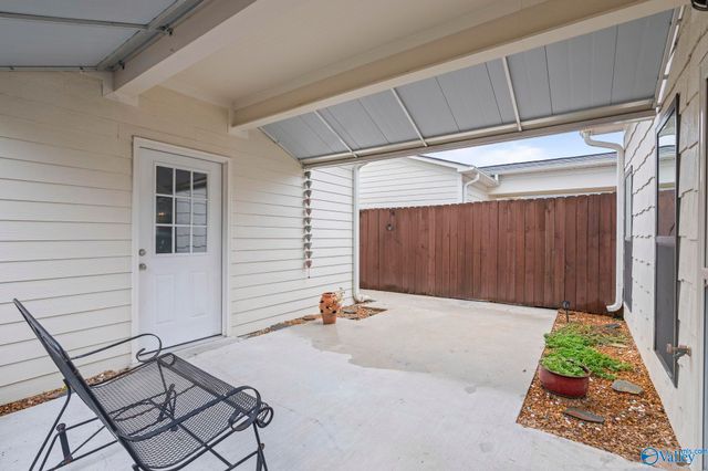 493 Wade Road SE, Owens Cross Roads, AL 35763