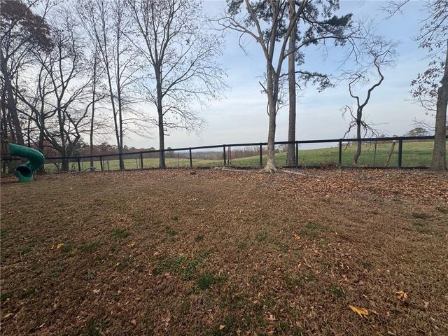 185 Talon SE Drive, Rydal, GA 30171