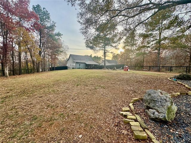 185 Talon SE Drive, Rydal, GA 30171