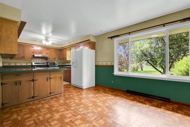 1450 County Road C, Grafton, WI 53024