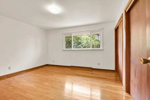 1450 County Road C, Grafton, WI 53024