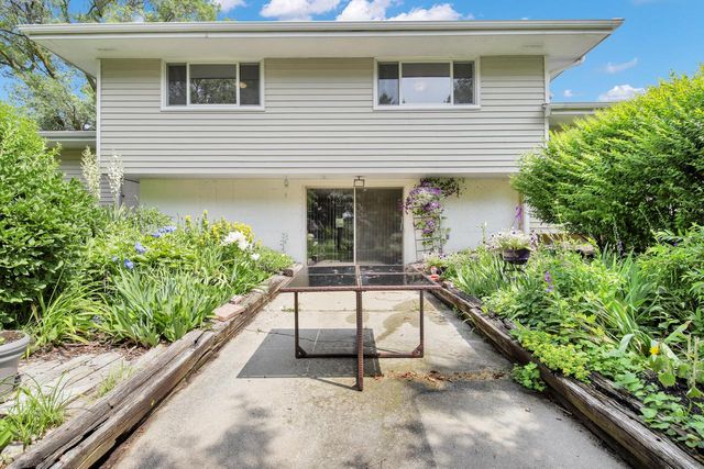 1450 County Road C, Grafton, WI 53024