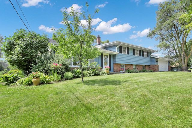 1450 County Road C, Grafton, WI 53024
