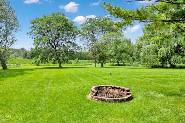 1450 County Road C, Grafton, WI 53024