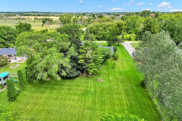 1450 County Road C, Grafton, WI 53024