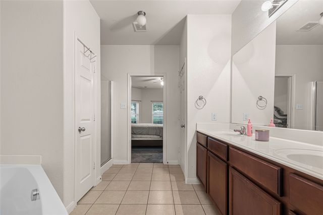 640 Brookbank Drive, Crowley, TX 76036