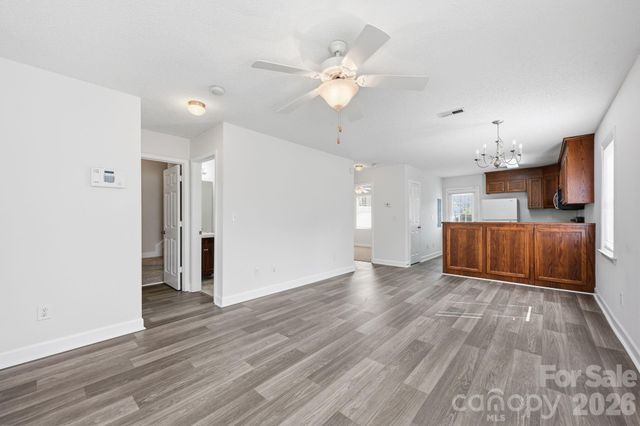 915 Barracuda Avenue, Statesville, NC 28677