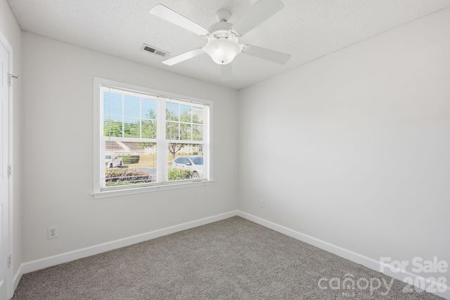 915 Barracuda Avenue, Statesville, NC 28677