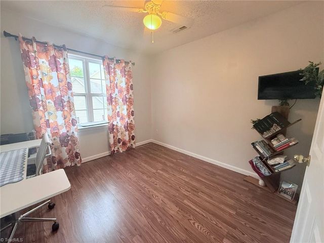 3700 Heather View Lane, Winston-salem, NC 27127