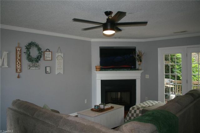 3700 Heather View Lane, Winston-salem, NC 27127