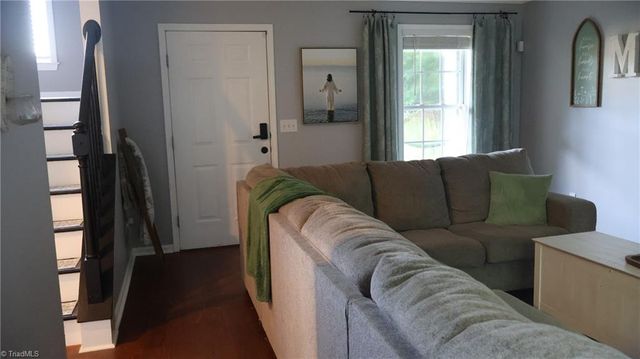 3700 Heather View Lane, Winston-salem, NC 27127