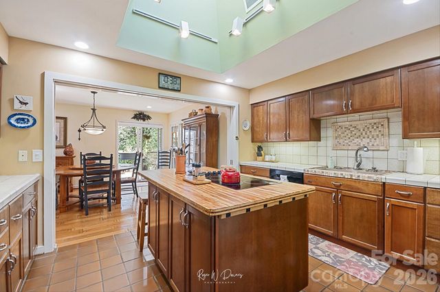 133 Towhee Lane, Tryon, NC 28782