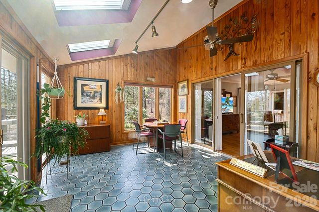 133 Towhee Lane, Tryon, NC 28782