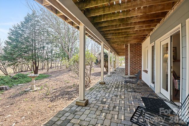 133 Towhee Lane, Tryon, NC 28782