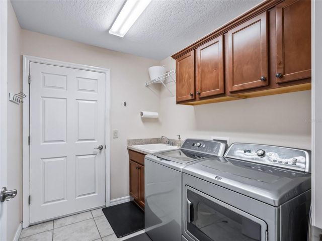 1967 FLOWERSVILLE PLACE, The Villages, FL 32163