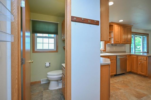 318 WESTPLAIN DRIVE, Green Bay, WI 54303