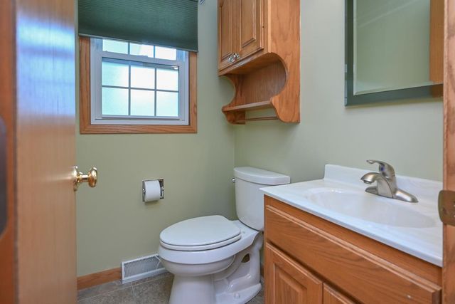 318 WESTPLAIN DRIVE, Green Bay, WI 54303