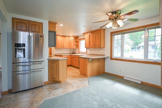318 WESTPLAIN DRIVE, Green Bay, WI 54303