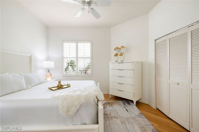 2153 Paget CIR, Naples, FL 34112