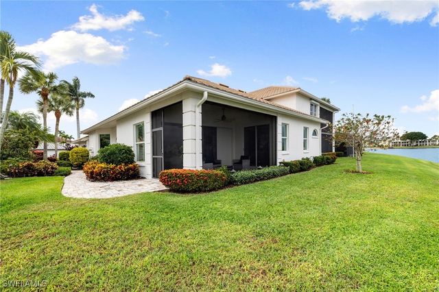 2153 Paget CIR, Naples, FL 34112