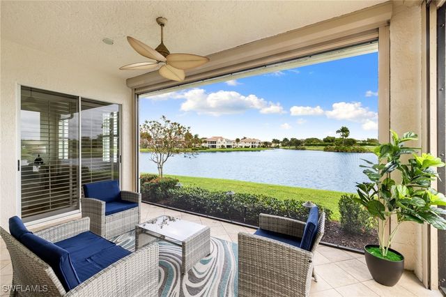 2153 Paget CIR, Naples, FL 34112