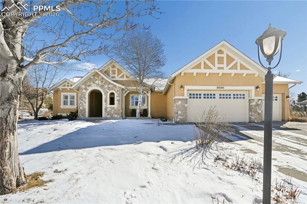 3020 Hollycrest Drive, Colorado Springs, CO 80920