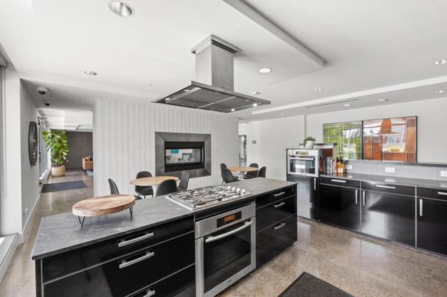 88 E San Fernando Street 1905, San Jose, CA 95113