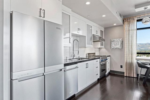 88 E San Fernando Street 1905, San Jose, CA 95113