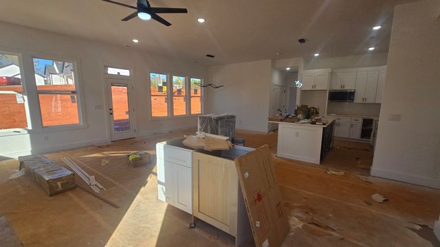 265 Ridge Road, Wellford, SC 29385