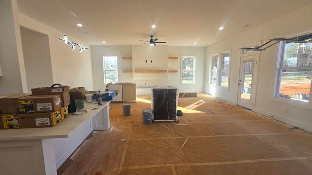 265 Ridge Road, Wellford, SC 29385