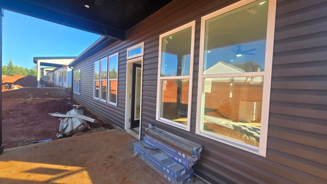 265 Ridge Road, Wellford, SC 29385